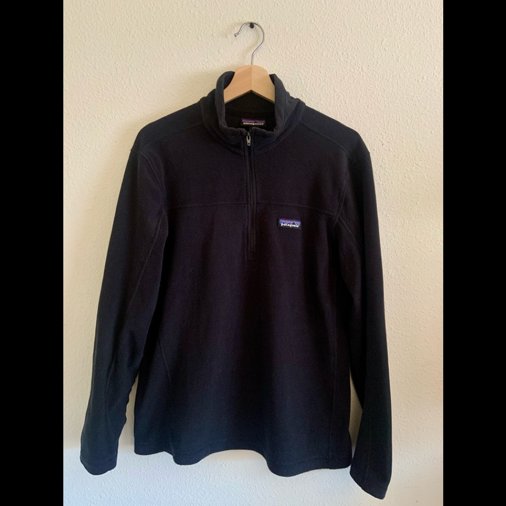 Patagonia Sweatshirt,Size(M), color(Black).